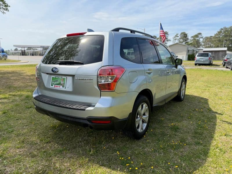 2016 Subaru Forester 2.5i Premium Sport Utility 4D — photo 6 of 28