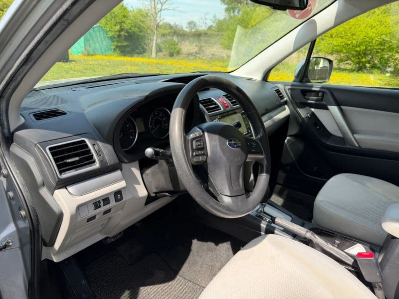 2016 Subaru Forester 2.5i Premium Sport Utility 4D — photo 12 of 28