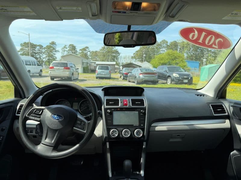 2016 Subaru Forester 2.5i Premium Sport Utility 4D — photo 16 of 28