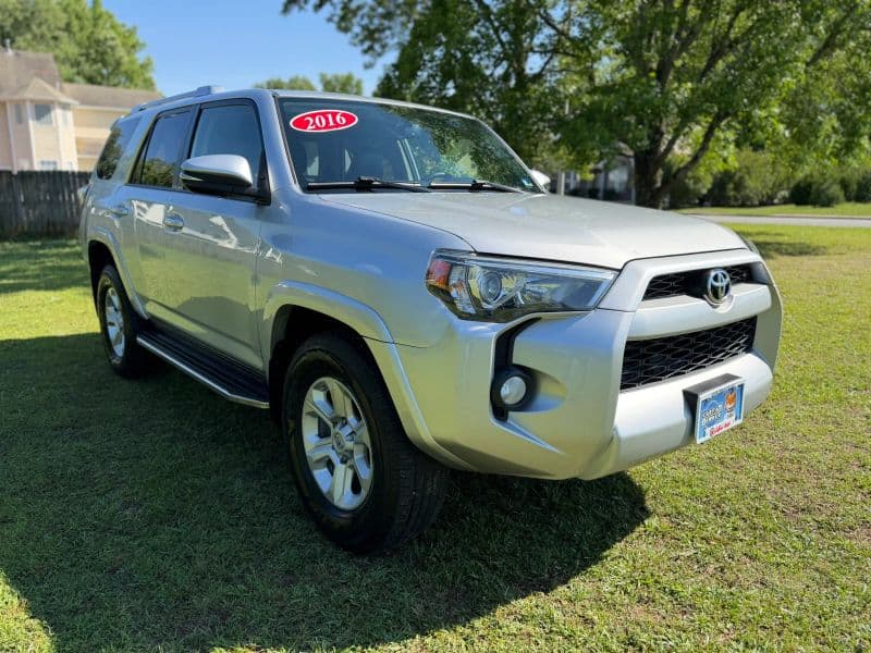 2016 Toyota 4Runner SR5 Premium Sport Utility 4D — photo 4 of 25