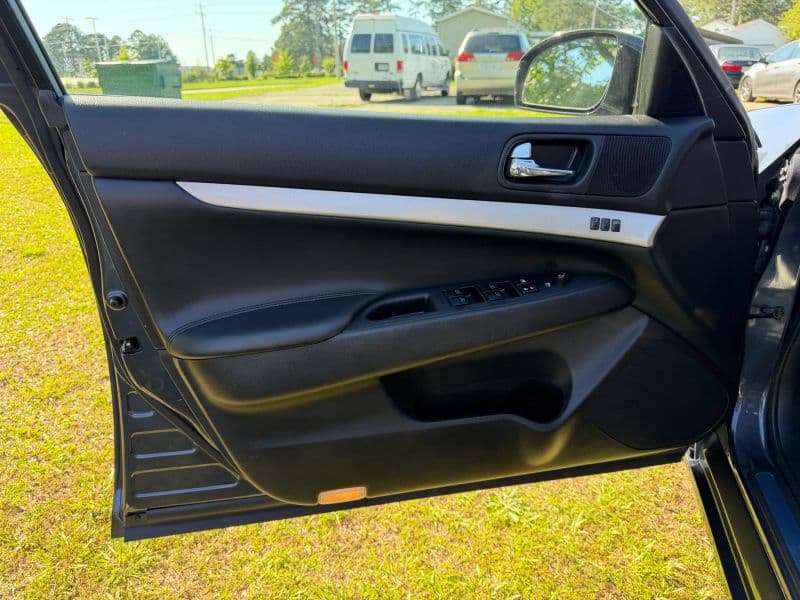 2008 INFINITI G G35x Sedan 4D — photo 11 of 28