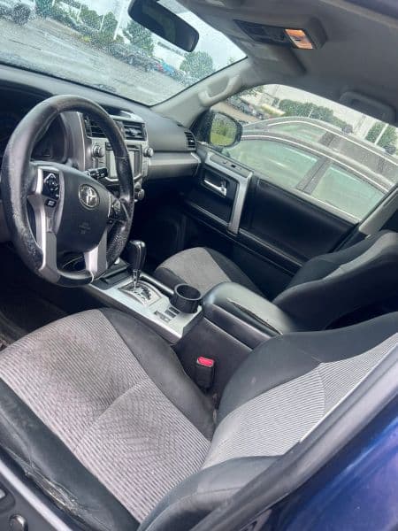 2016 Toyota 4Runner SR5 Sport Utility 4D — photo 4 of 7
