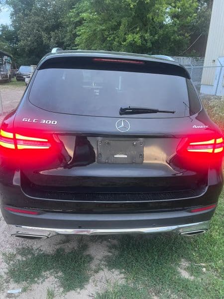 2018 Mercedes-Benz GLC GLC 300 4MATIC Sport Utility 4D — photo 3 of 12