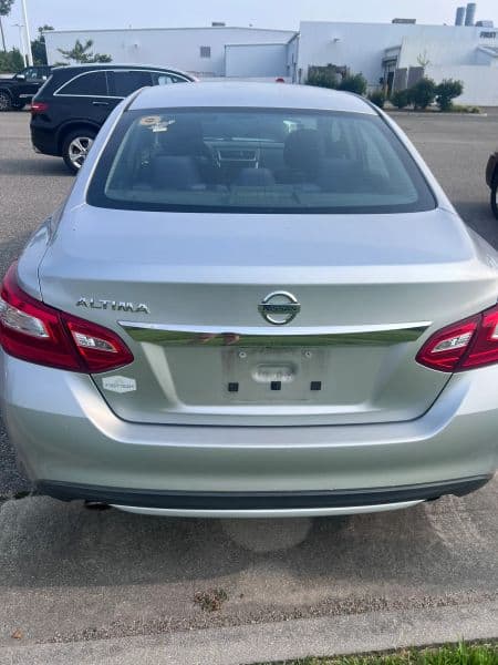 2016 Nissan Altima 2.5 S Sedan 4D — photo 3 of 8