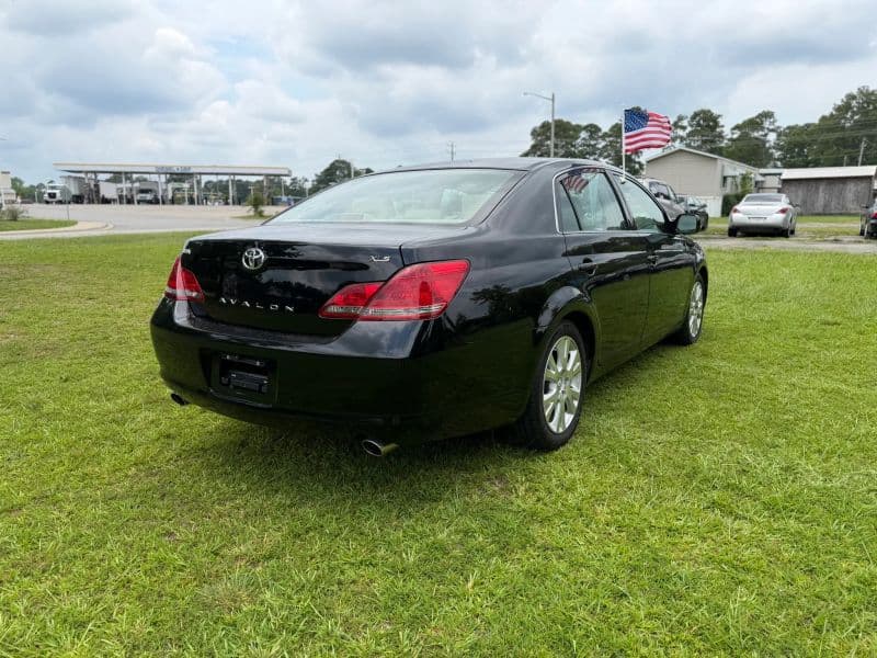 2008 Toyota Avalon XLS Sedan 4D — photo 6 of 30