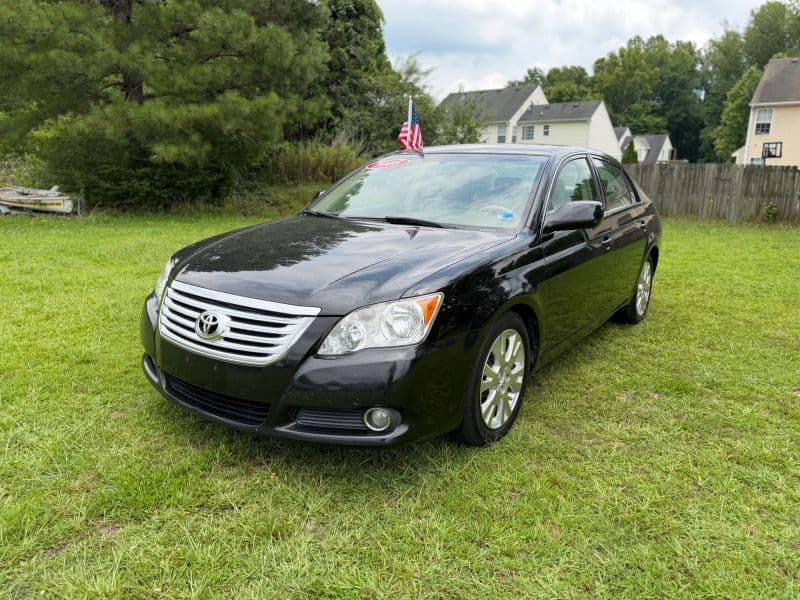 2008 Toyota Avalon XLS Sedan 4D — photo 2 of 30