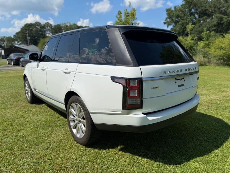 2016 Land Rover Range Rover HSE Sport Utility 4D — photo 8 of 24